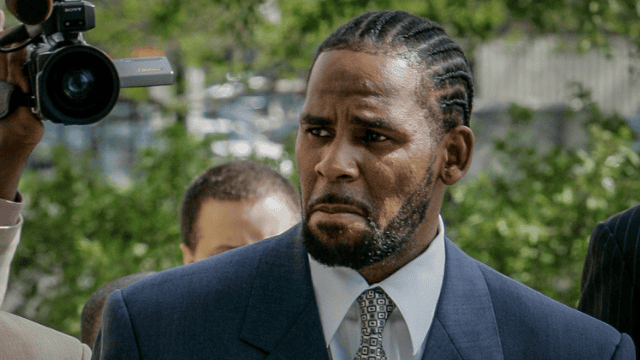 R. Kelly Was Sentenced to 30 Years in Jail for Sex Trafficking!